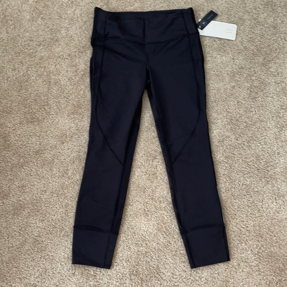 Lululemon Hit It 7/8 Tights